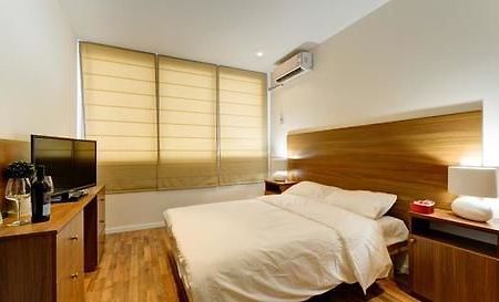 Central Laguardia Hotel Tel Aviv Bagian luar foto