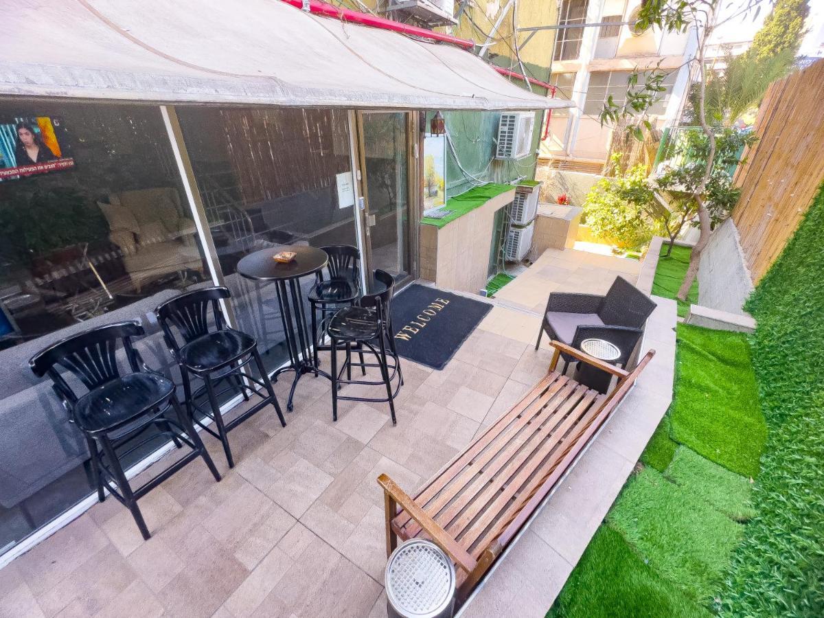 Central Laguardia Hotel Tel Aviv Bagian luar foto